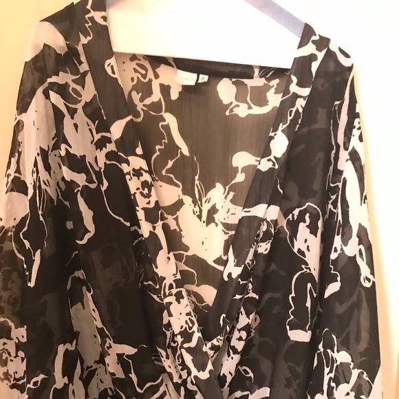 Pullover Blouse - Picture 3 of 4